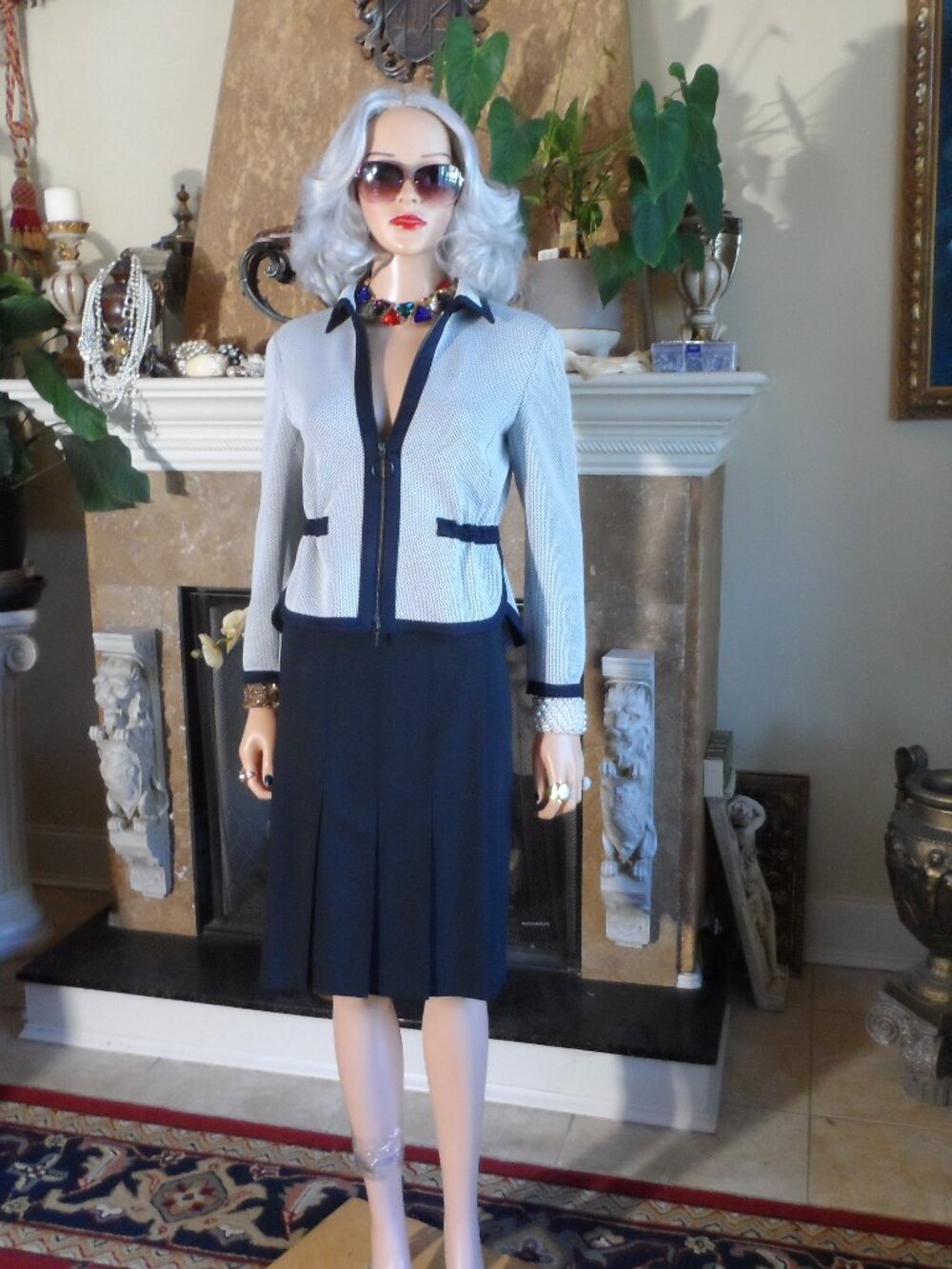 Akris Punto Black & White Mesh Jacket Skirt Suit US 4